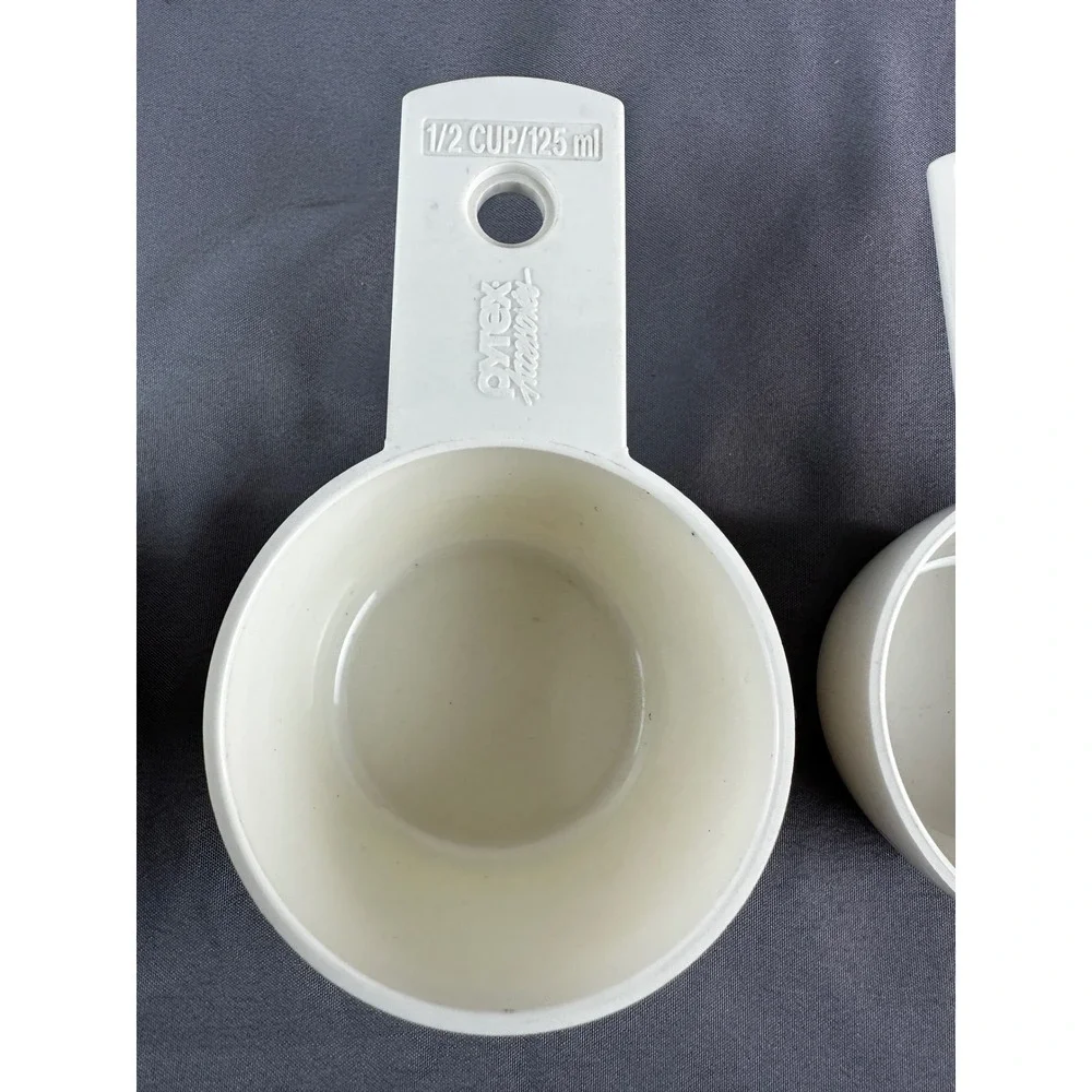 Pyrex Measuring Cups‎ Set 1 Cup 1/2 Cup 1/3 Cup White Plastic Kitchen Baking